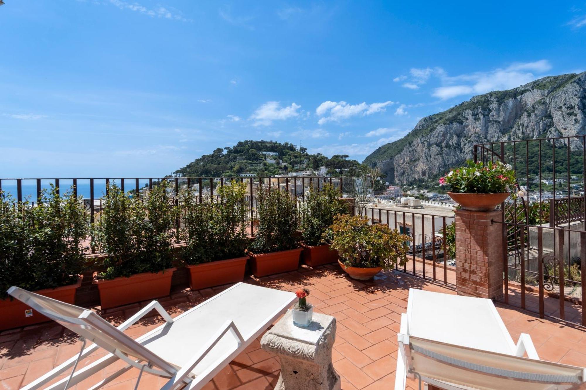 Sunbliss Capri Apartment Luaran gambar